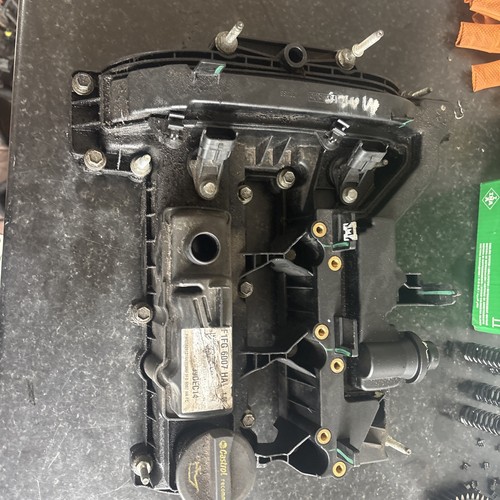 Ford focus fiesta 1 0l - ford,